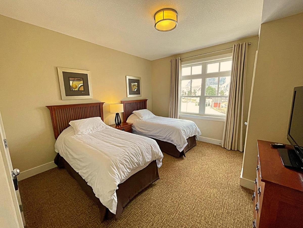 Spacious Blue Mountain 2 Storey - Wifi, Pool, Close To The Village & Golf Blue Mountains